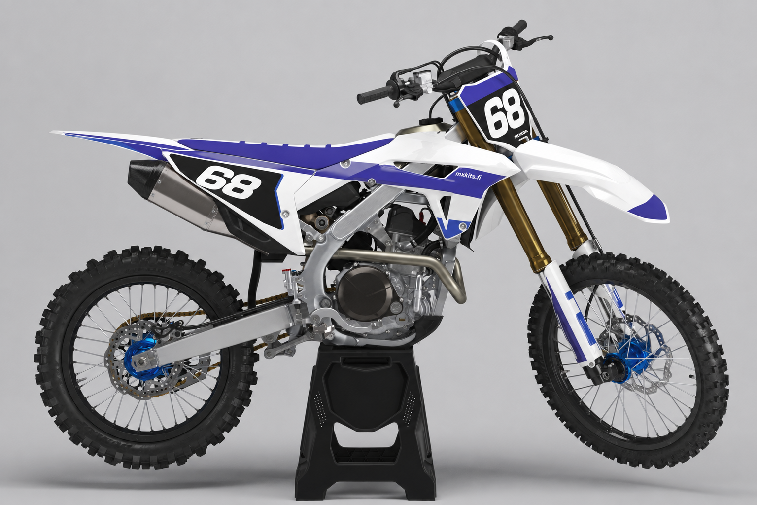 Valko-sinivioletti Honda CRF Aikakaari -motocross-tarrasarja sivukuvassa numerolla 68