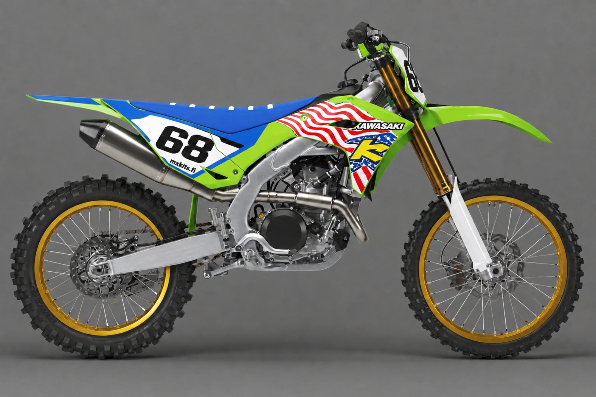 Vihreä, sininen, punainen ja valkoinen Kawasaki-motocrosspyörä amerikkalaisella retro-tähti- ja raitagrafiikalla, numero 68, KAWASAKI ja mxkits.fi.