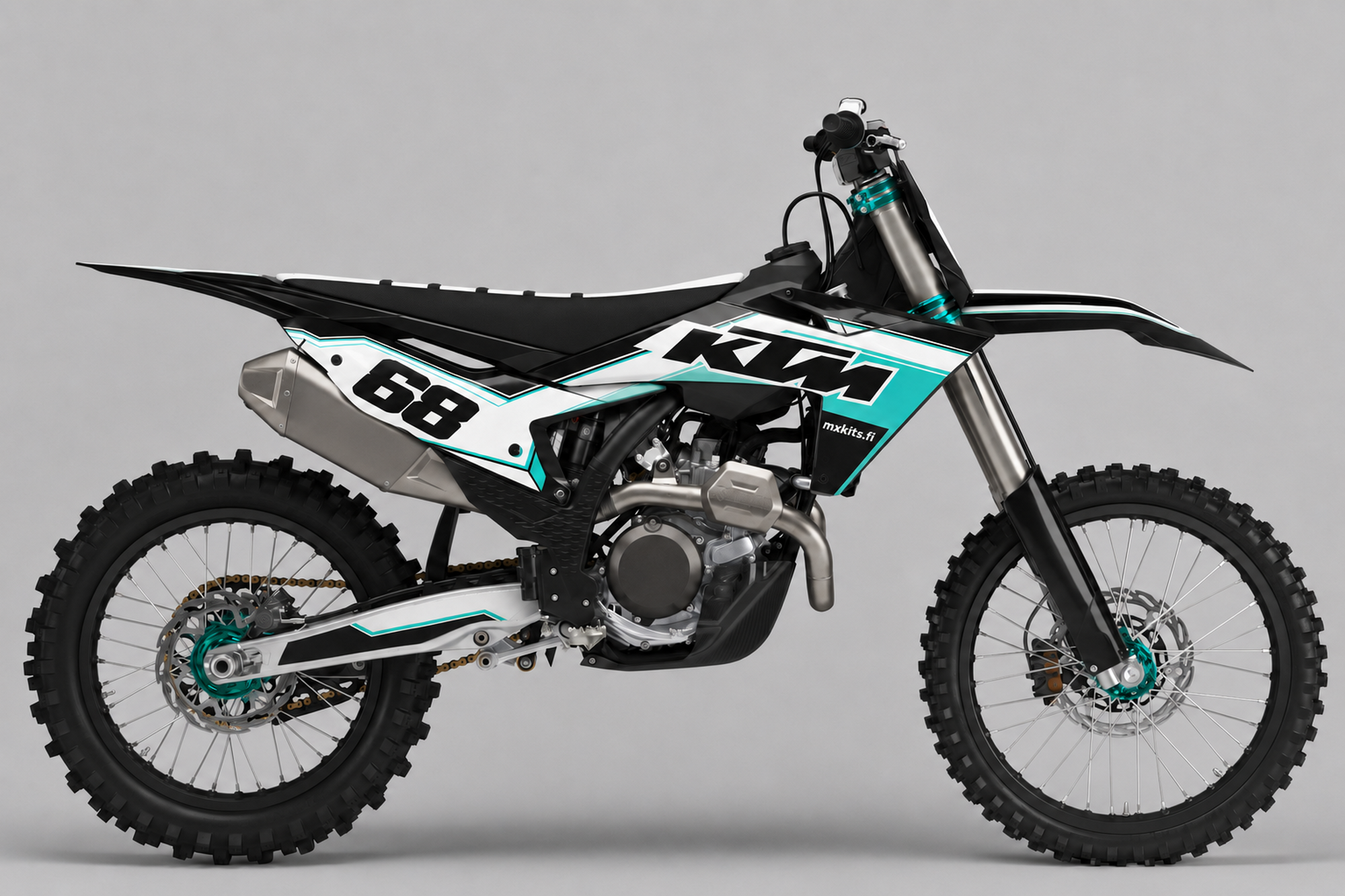 Valkoinen ja musta KTM Laguunireuna -motocrosspyörä turkooseilla rajauksilla, musta numero 68 ja mxkits.fi sivulla.