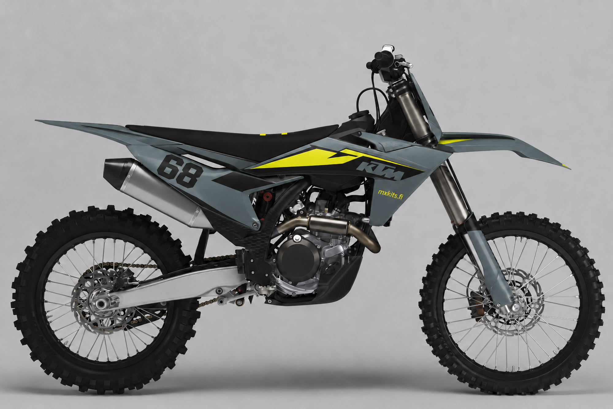 Harmaa KTM Neonsumu -motocrosspyörä, musta sivugrafiikka, neonkeltainen keskikiila, tumma numero 68 ja mxkits.fi.