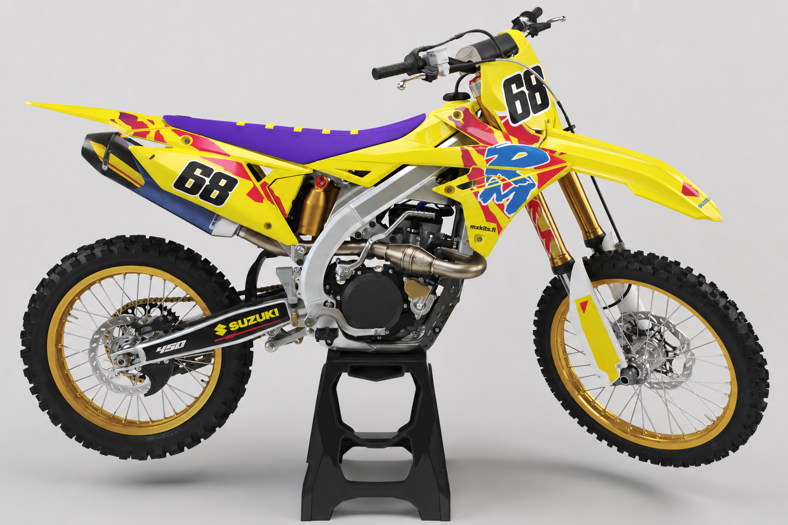 Keltainen Suzuki motocross-tarrasarja punaisin ja sinisin retrokuvioin, personoitava numero 68 ja pieni mxkits.fi-teksti