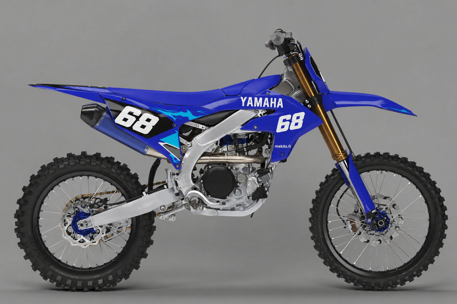 Yamaha Sinivadelma personoitava motocross-tarrasarja, syvänsininen ja syaani sponsoriton grafiikka sekä esimerkkiluku 68
